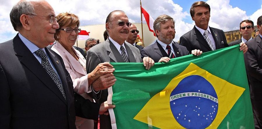 Velha política, nova política?