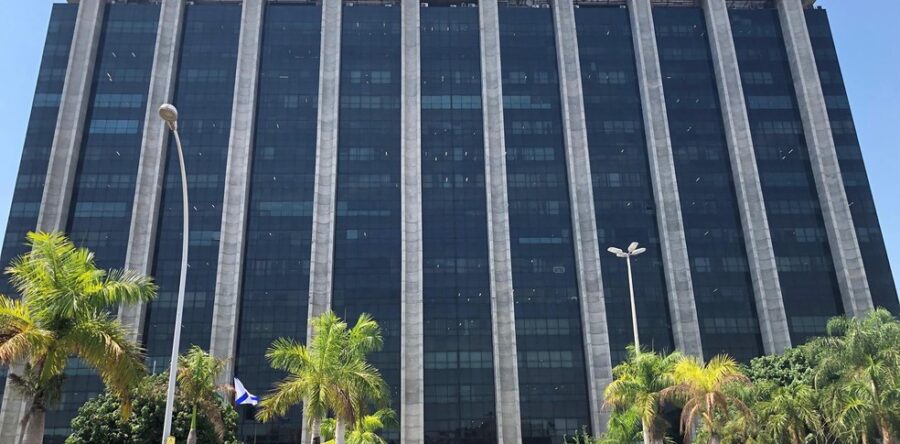 Reflexões iniciais sobre a sucessão no Rio de Janeiro