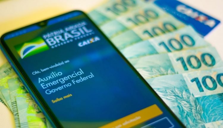 Bolsonaro: auxílio emergencial em novo modelo