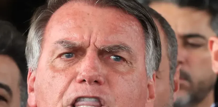 A história diante dos olhos