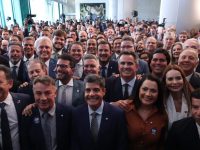 A direita em busca de um norte